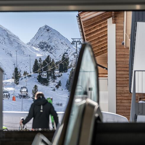 Hotel Edelweiss& Gurgl directly on the slope