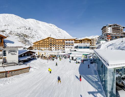 hotel obergurgl directly at the ski slope