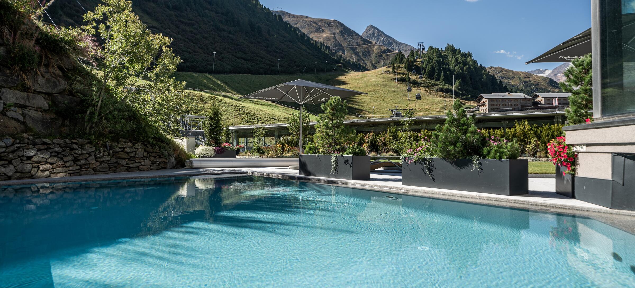 pool with panoramic view in obergurglhotel 