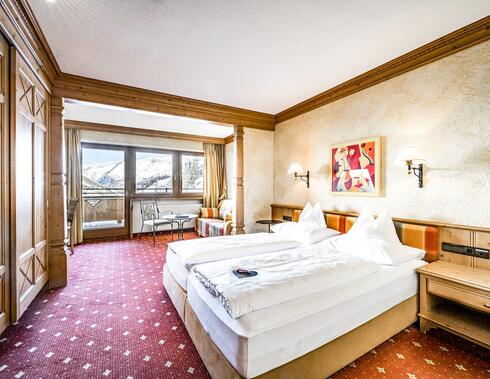traditional hotel room Obergurgl