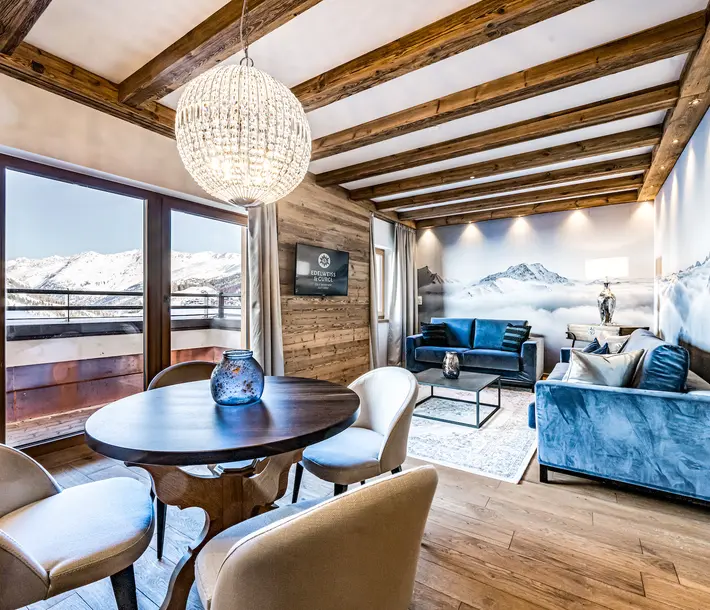 hotel room with panoramic view